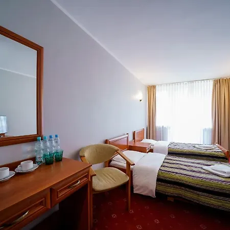 Hotel Promenada Zegrze