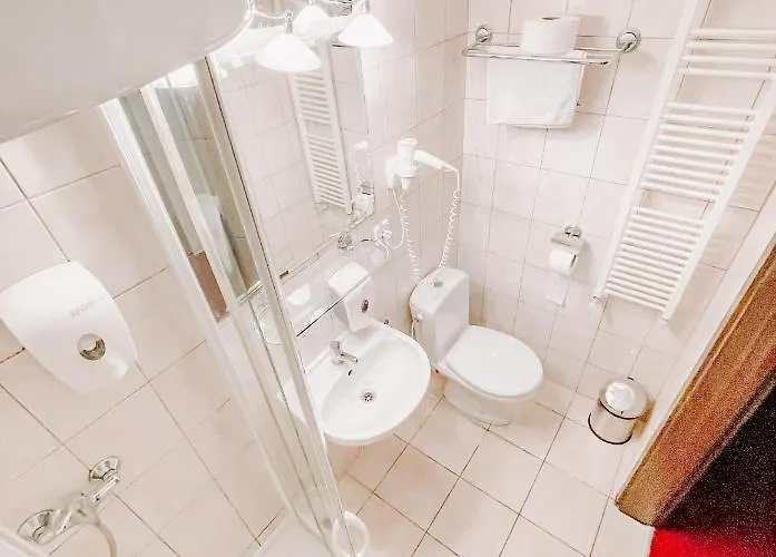 Hotel Promenada Zegrze