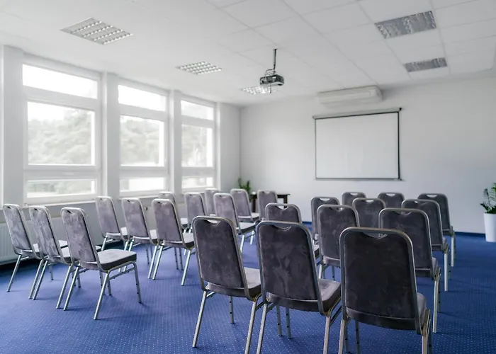 Hotel Promenada Zegrze *