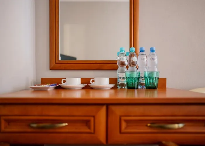 Promenada Zegrze Hotel *